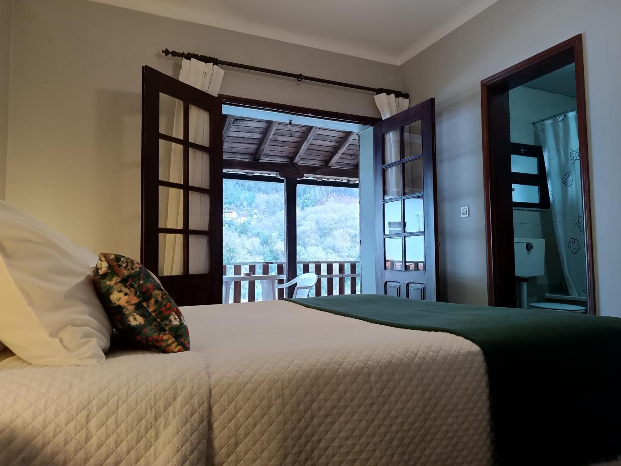 Sao Miguel Do Geres Hotel Room photo